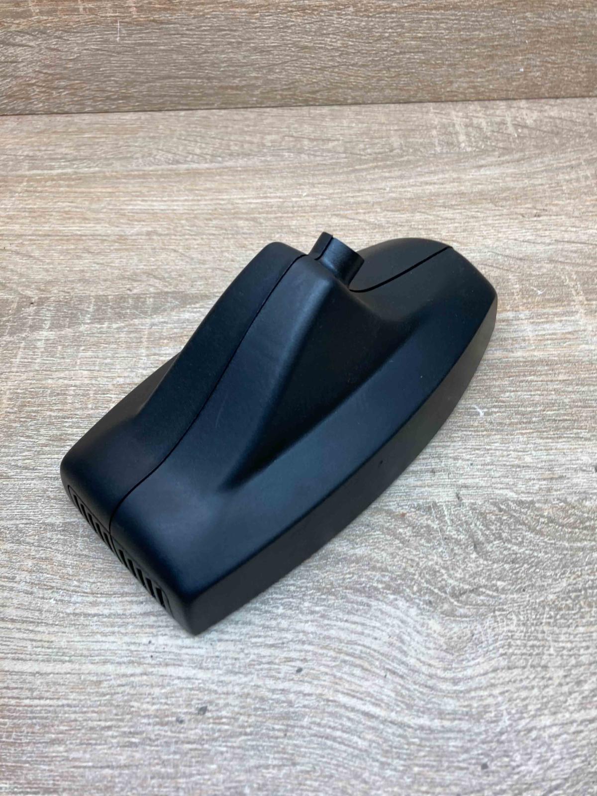 7069492 7069491  Rearview mirror trim BMW 7 E65 E66