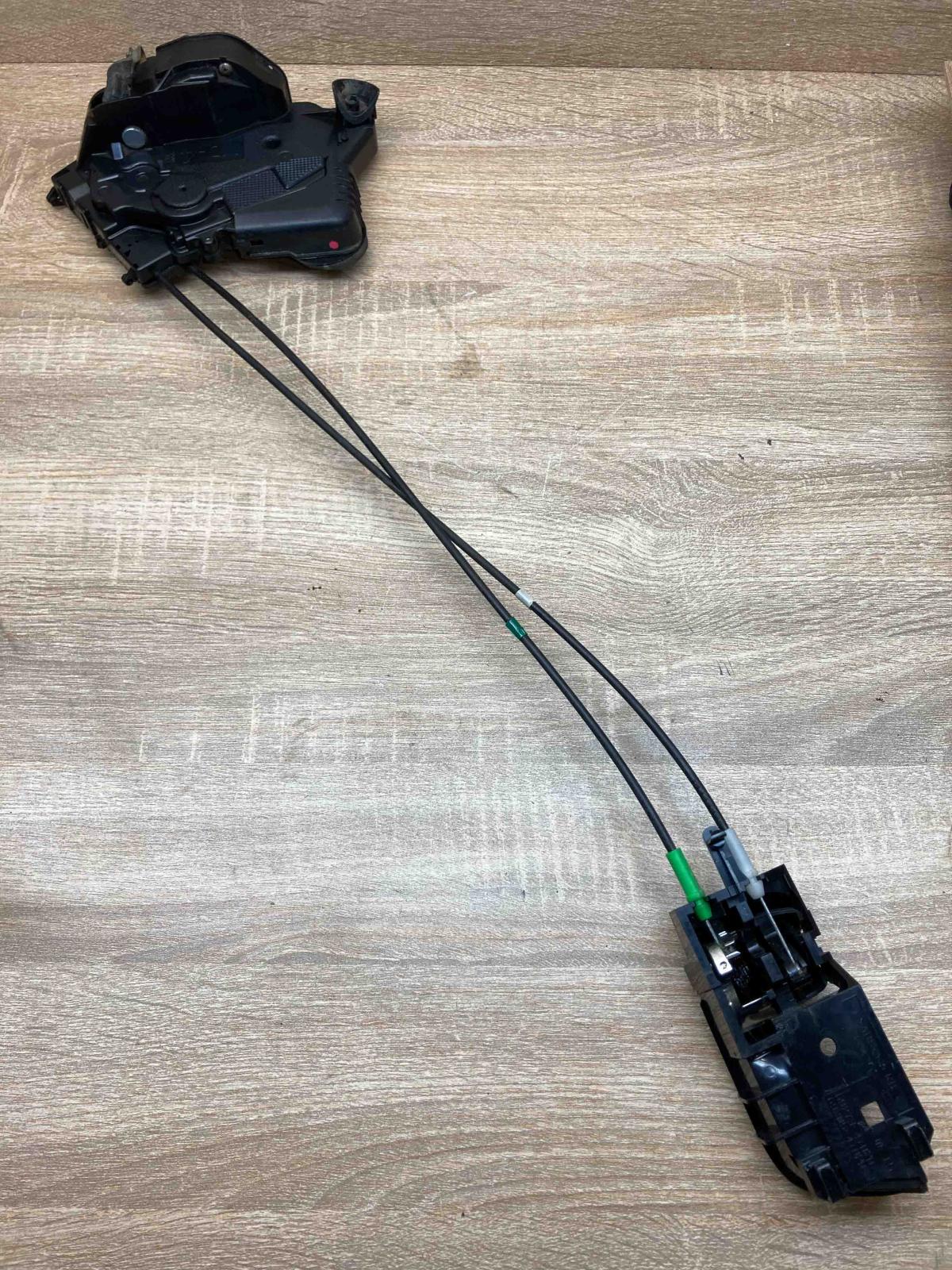 69273 47020 MD4  Front door interior handle Toyota Prius (XW20)