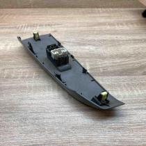74271 47050  LHD Electric window control switch Toyota Prius (XW20)