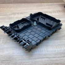 1K0937124P   Fuse module Skoda Octavia Mk2 (1Z)