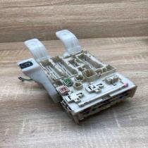 82730 47290 80110 0415  Fuse module Toyota Prius (XW20)