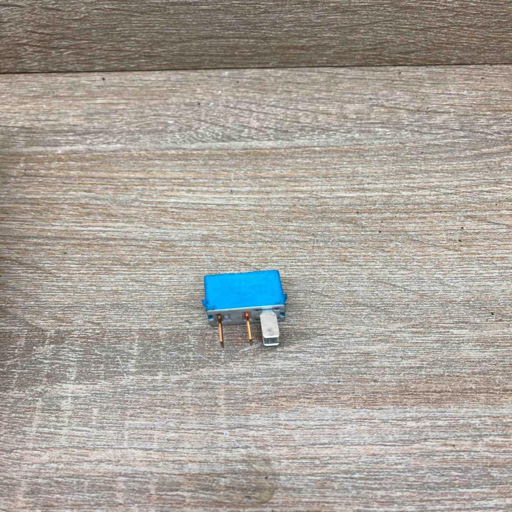 90987 02027 156700 2870  Other relay Toyota Prius (XW20)