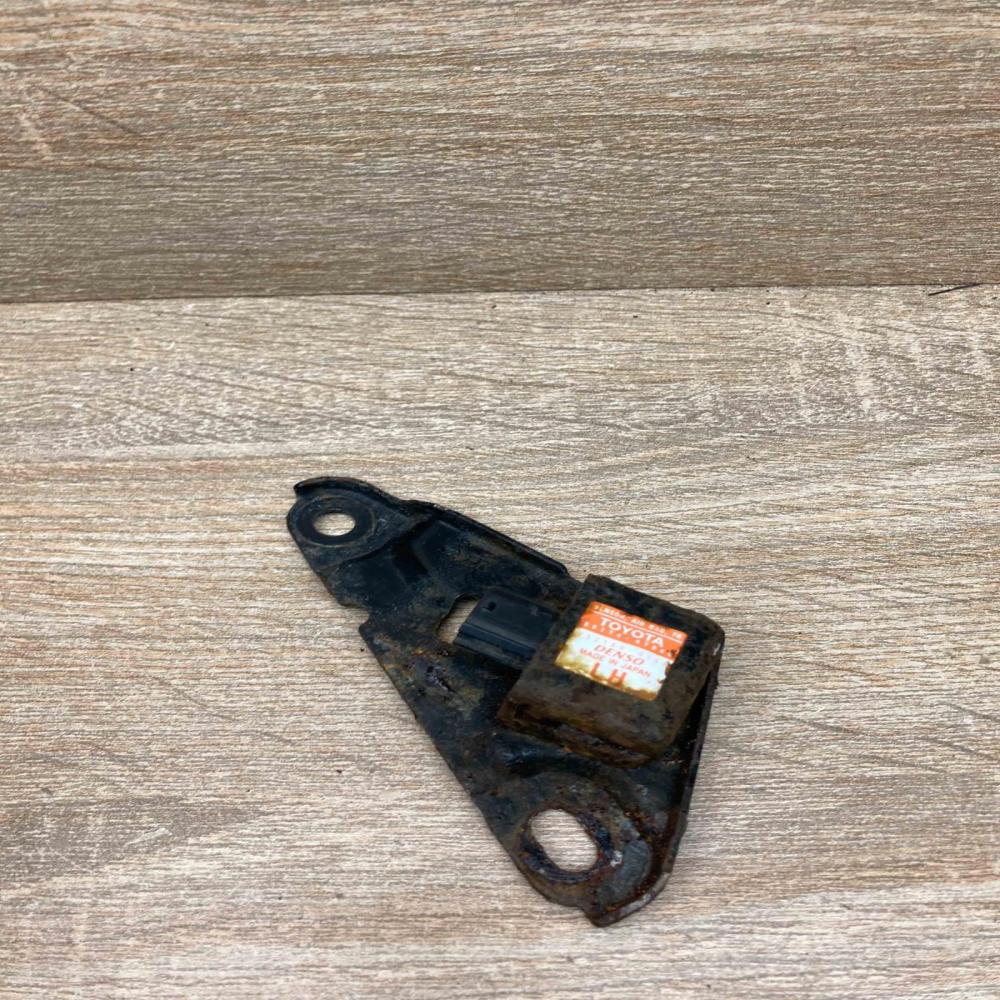 89174 47040 252100 0160 Used LH Airbag deployment crash/impact sensor Toyota Pri