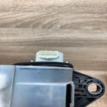 89451 47030 192300 2020  Gear shifter/selector Toyota Prius (XW20)