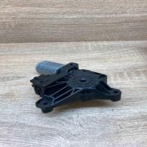 A2139060502   Rear door window regulator motor Mercedes-Benz E W213