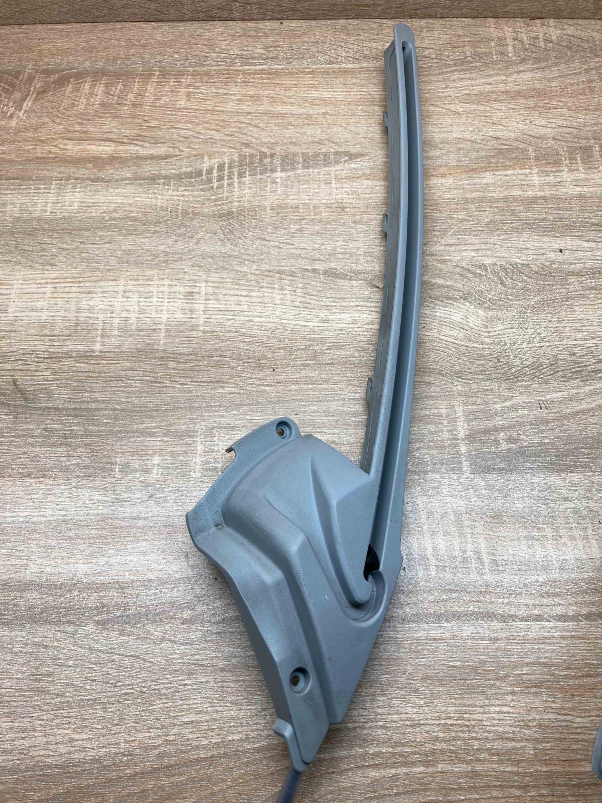 A2118600222 9918002339  Parcel shelf load cover mount bracket Mercedes-Benz E W2