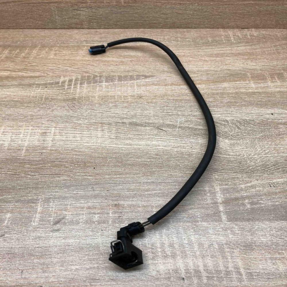 2035450528   Plug wire Mercedes-Benz C W203