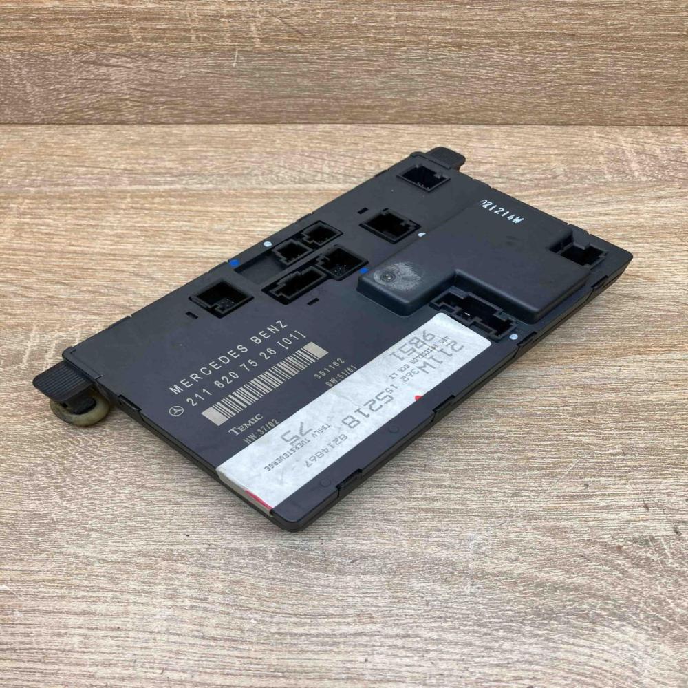 2118207526 351162  Door control unit/module Mercedes-Benz E W211