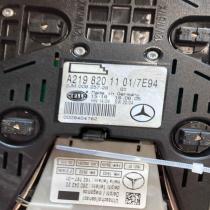 A2198201101 2JM008257 28  Front seat light Mercedes-Benz CLS C219