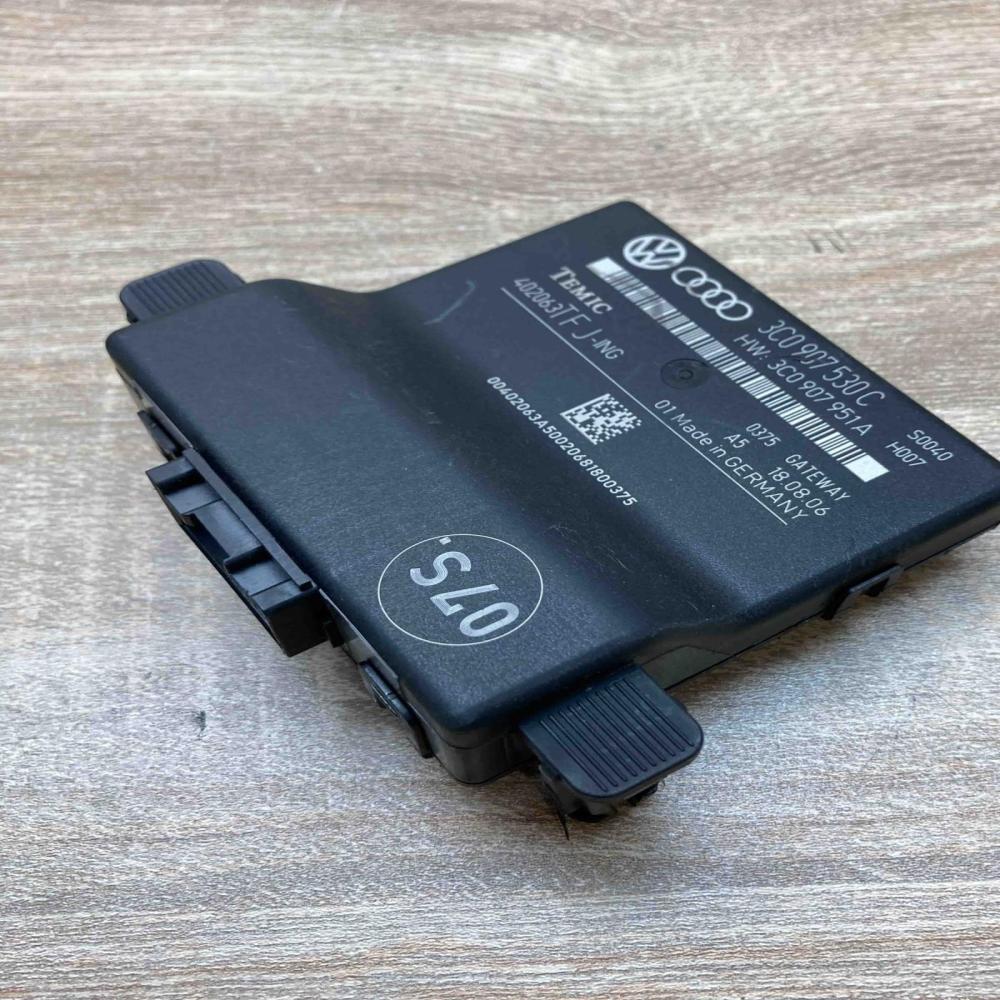 3C0907530C 3C0907951A Main Gateway control module Volkswagen PASSAT B6