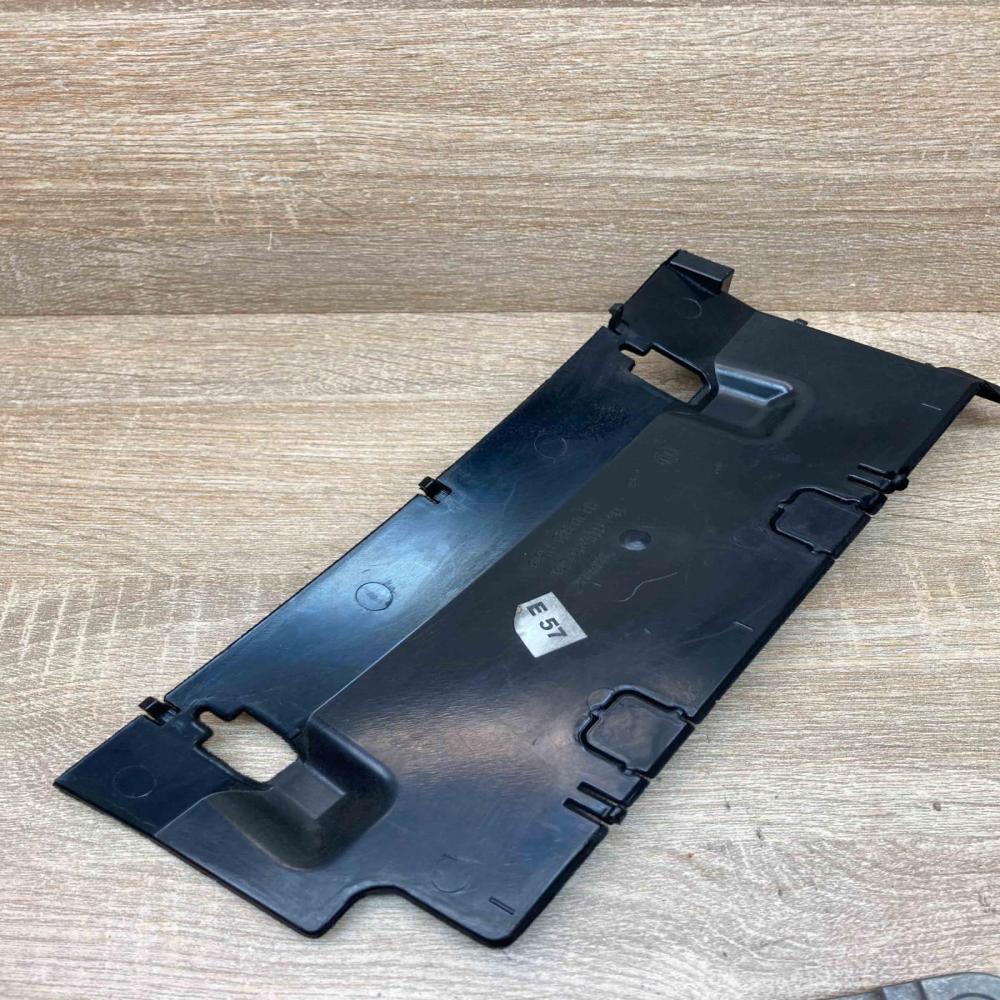 2116890108 5298 4002  Other interior part Mercedes-Benz E W211