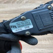 7M1721603A 98VW9F836AB  Accelerator throttle pedal Ford Galaxy