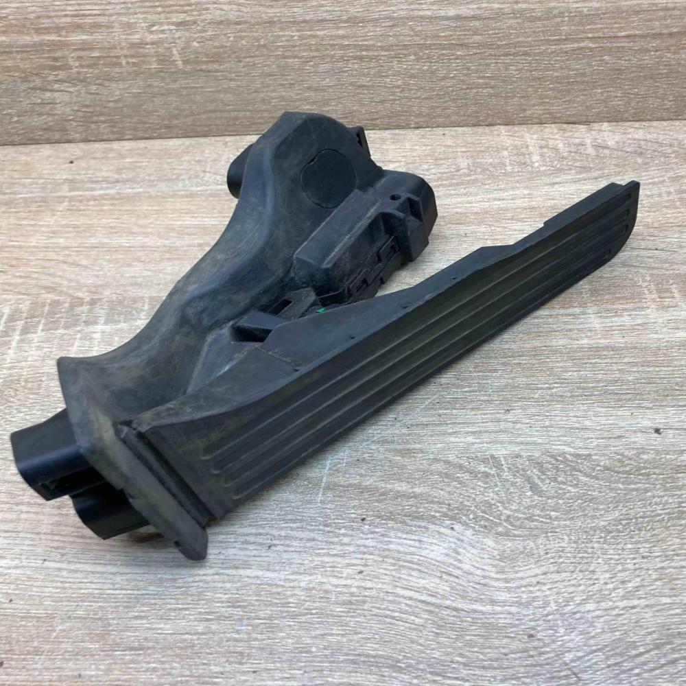 1K1723503AJ 6PV011039 With Plug Accelerator throttle pedal Volkswagen PASSAT B6