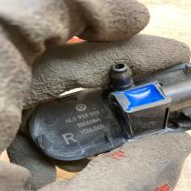 4L0955988C   Windshield washer spray nozzle Volkswagen PASSAT CC