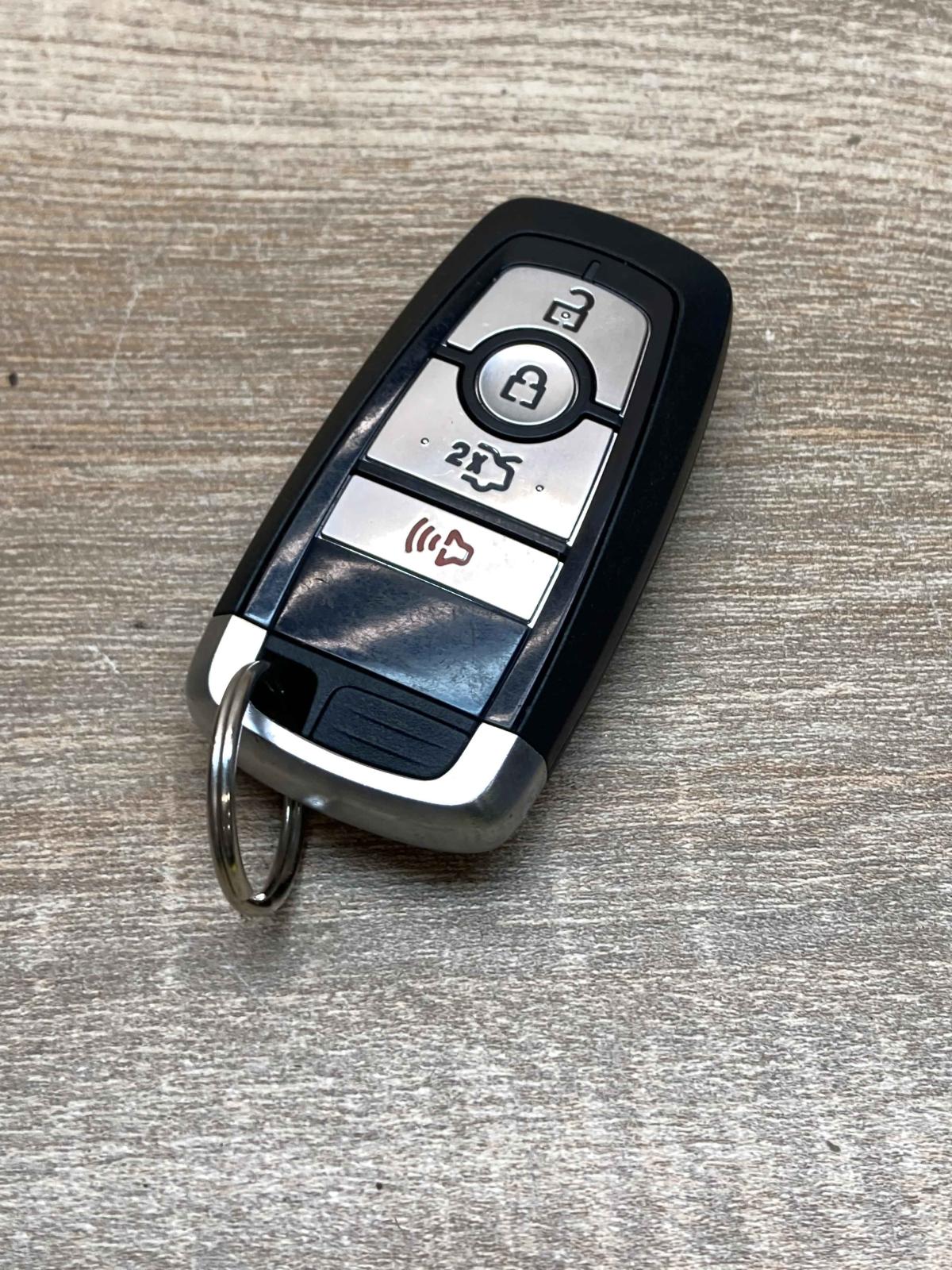 H87T 15K601 AB   Ignition key/card Ford Fusion