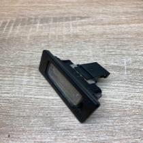 8T0943021   Number plate light Volkswagen PASSAT B6