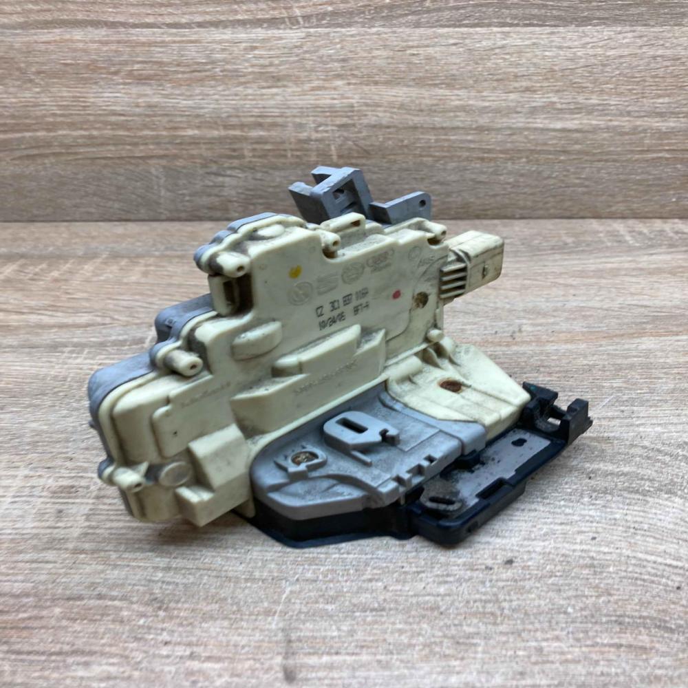 3C1837016A   Front door lock Volkswagen PASSAT B6