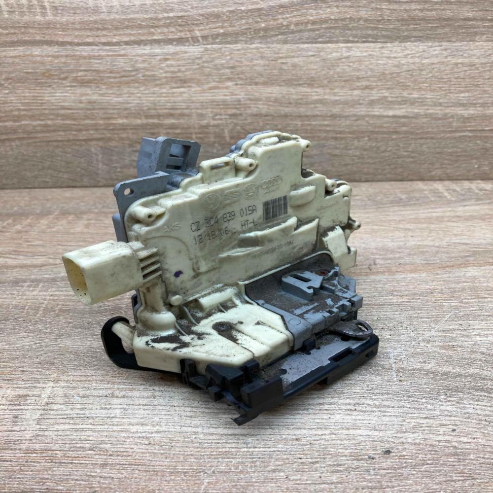 3C4839015A   Rear door lock Volkswagen PASSAT B6