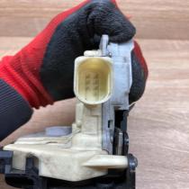 3C4839016A   Rear door lock Volkswagen PASSAT B6