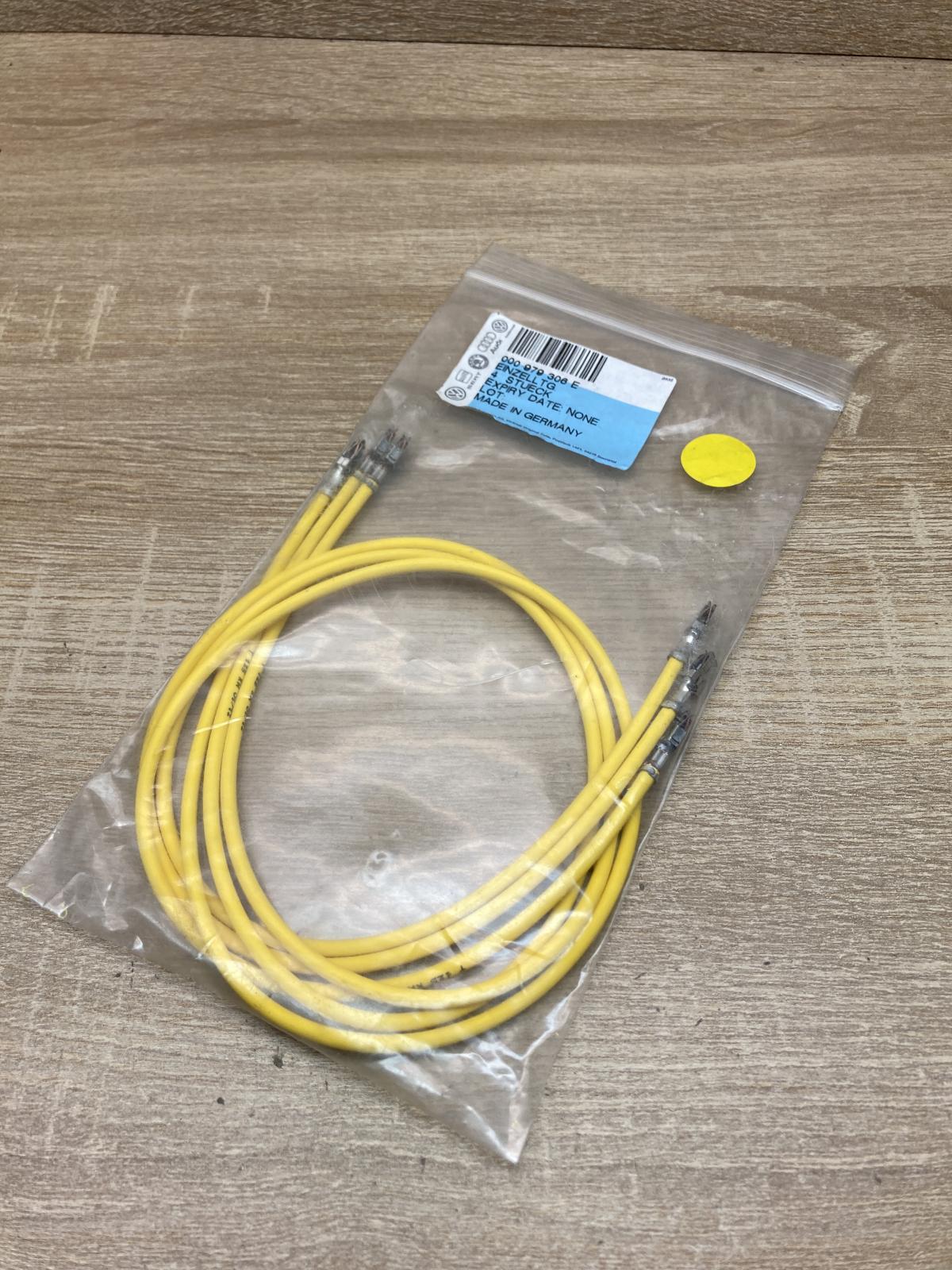000979306E   Plug wire Volkswagen Tiguan