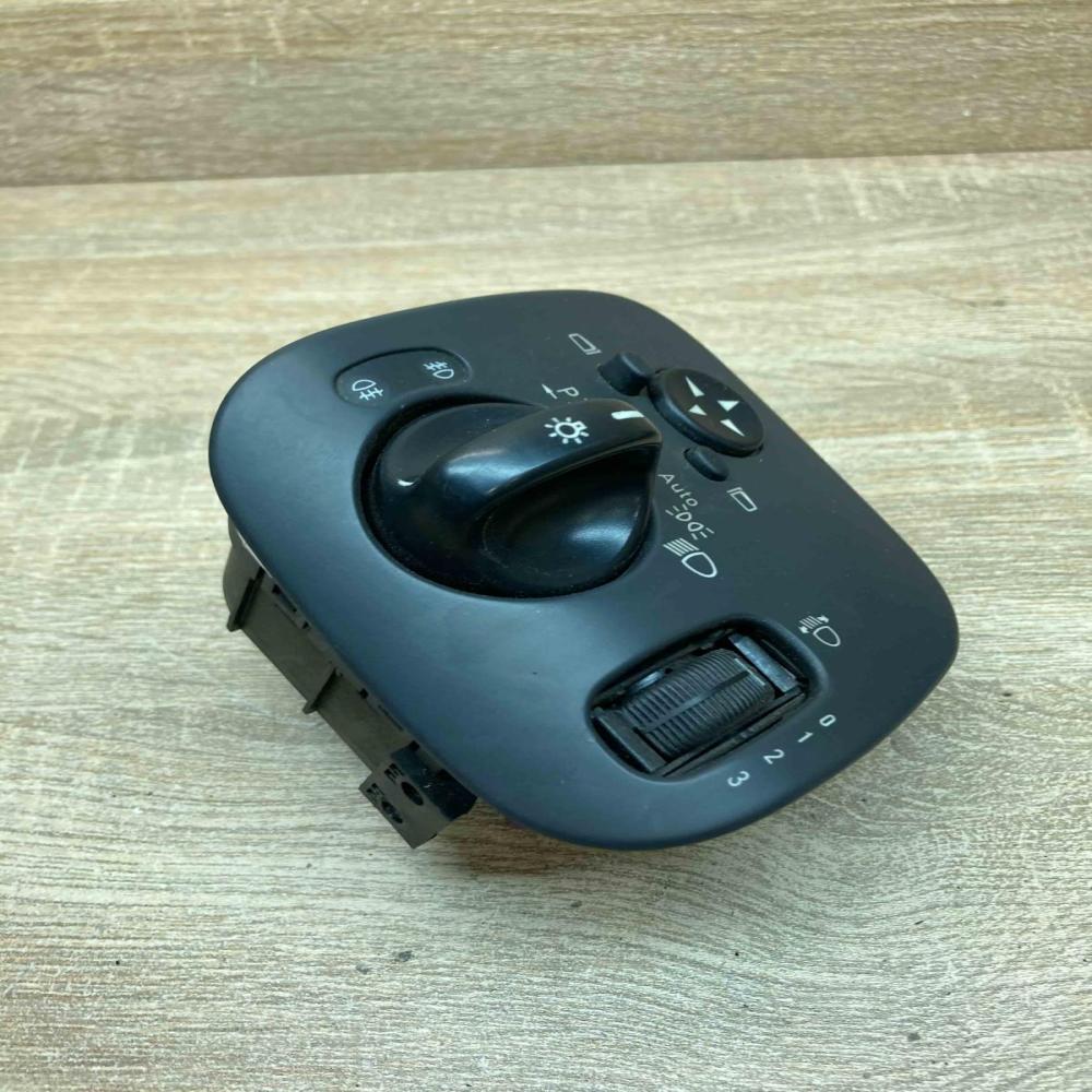 A2035450604 04058515 With Plug Light switch Mercedes-Benz C W203