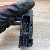 P04686687AP   Tailgate/trunk control unit/module Chrysler Grand Voyager IV