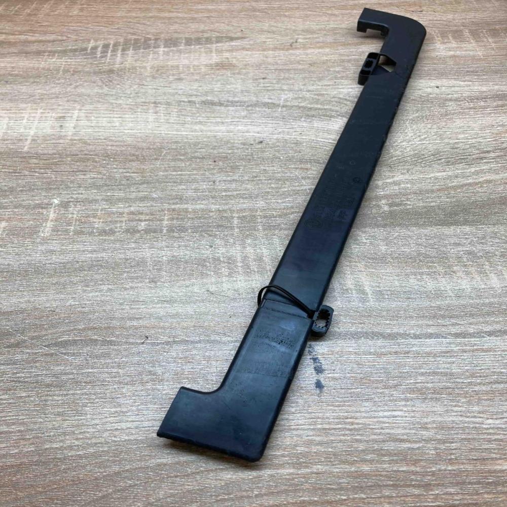 6967616 66405910  Other interior part BMW 5 E60 E61