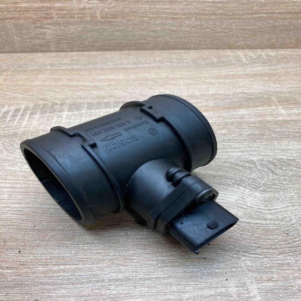 05293155AB 0281002451  Mass air flow meter Chrysler Voyager