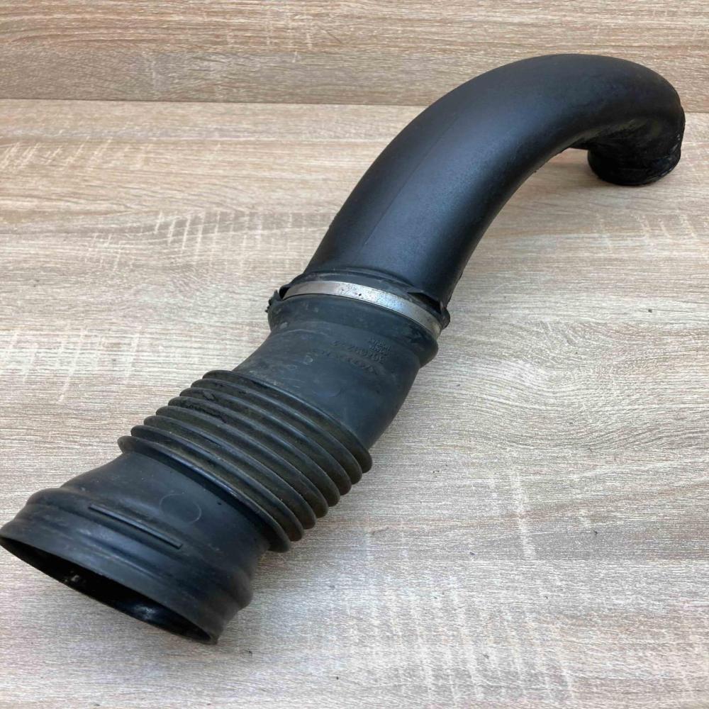 30714480 30769233  Air intake hose/pipe Volvo XC90