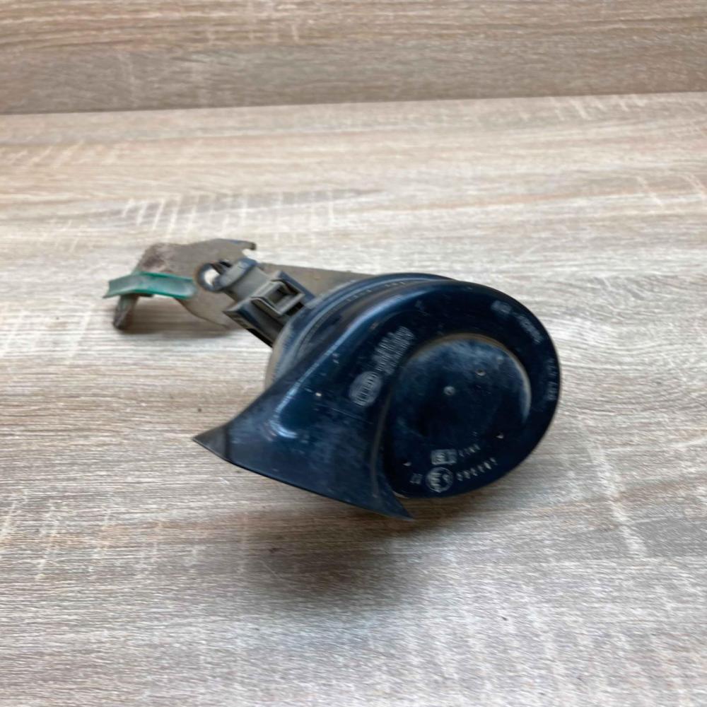 4D0971992  With Plug Horn signal Skoda Kamiq