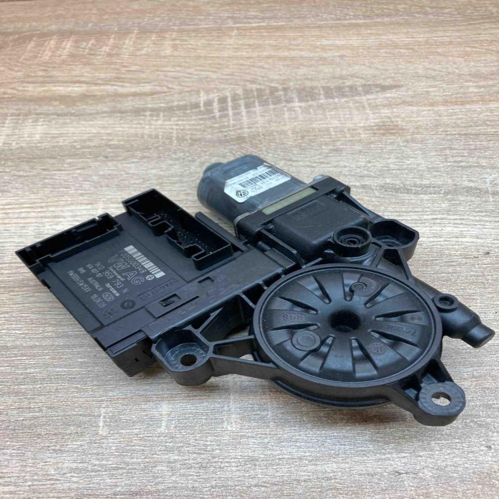 1K0959793N 1K0959701AR  Front door window regulator motor Volkswagen PASSAT B6
