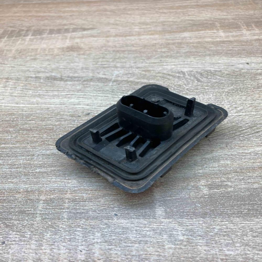 7169981 118844 10  Jacking socket point BMW 3 F30 F35 F31
