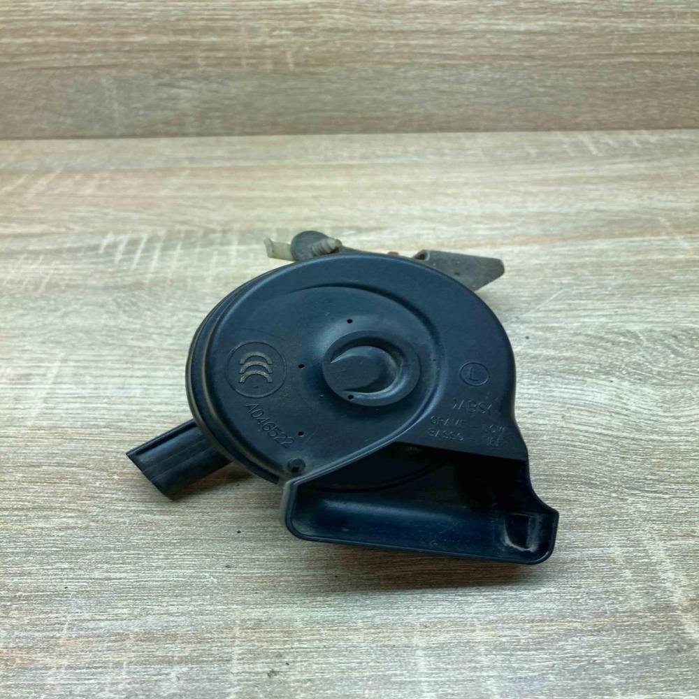 7N0951221A 3AA951182A  Horn signal Volkswagen PASSAT B7