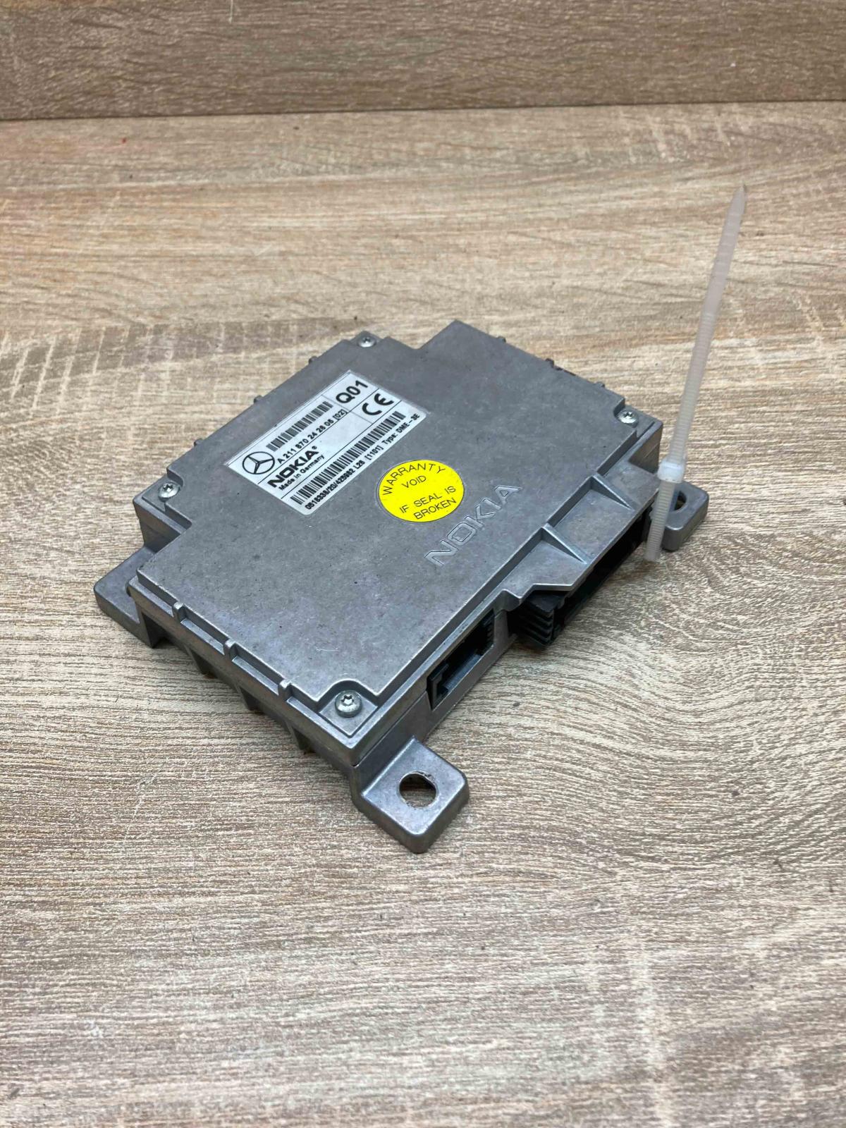 A211870242605   Phone control unit/module Mercedes-Benz E W211