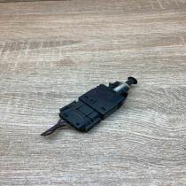 1382385  With Plug Brake pedal sensor switch BMW 5 E34