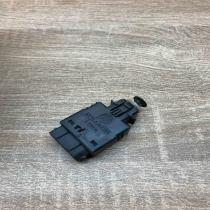1382385   Brake pedal sensor switch BMW 5 E34