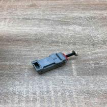 09185907   Brake pedal sensor switch Opel Zafira A