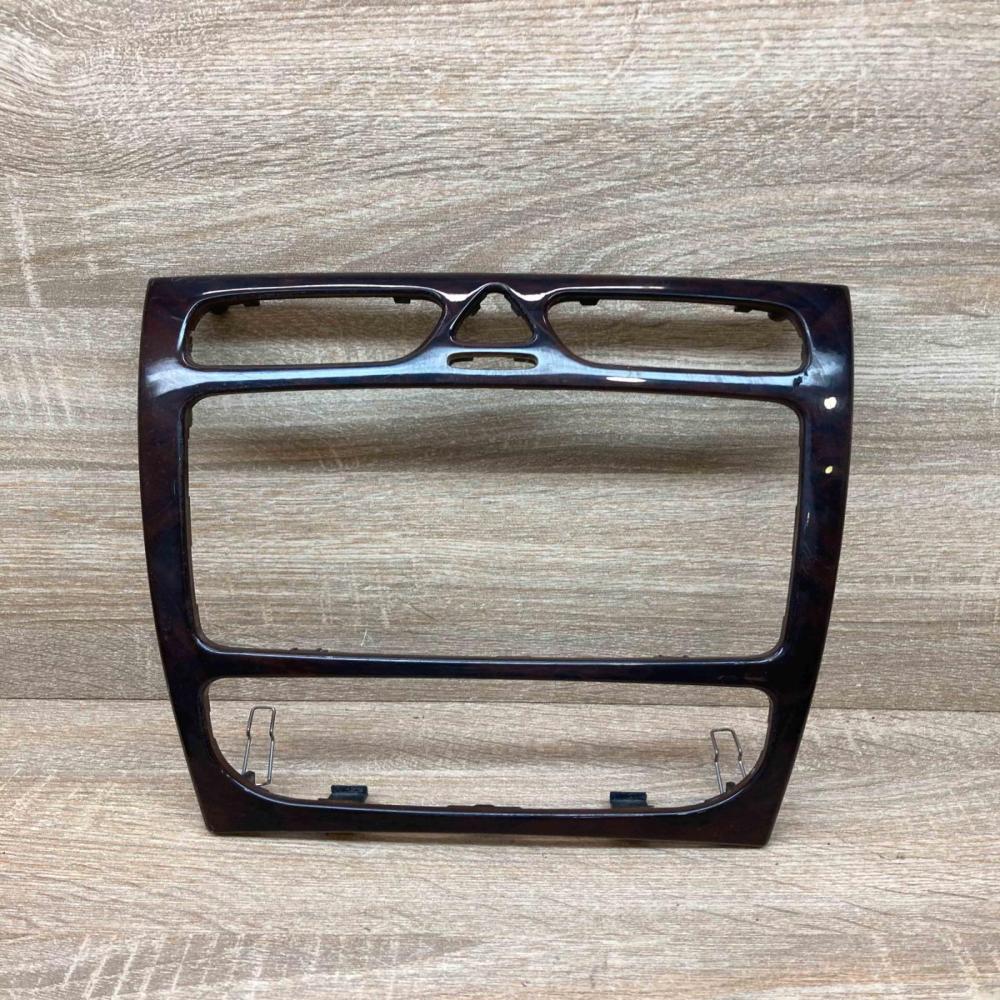 A2036804639   Radio/GPS head unit trim Mercedes-Benz C W203