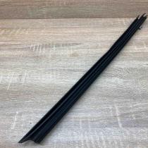 7205736   Rear door glass trim molding BMW X3 F25