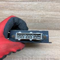 9625286880   Coolant fan relay Peugeot 806