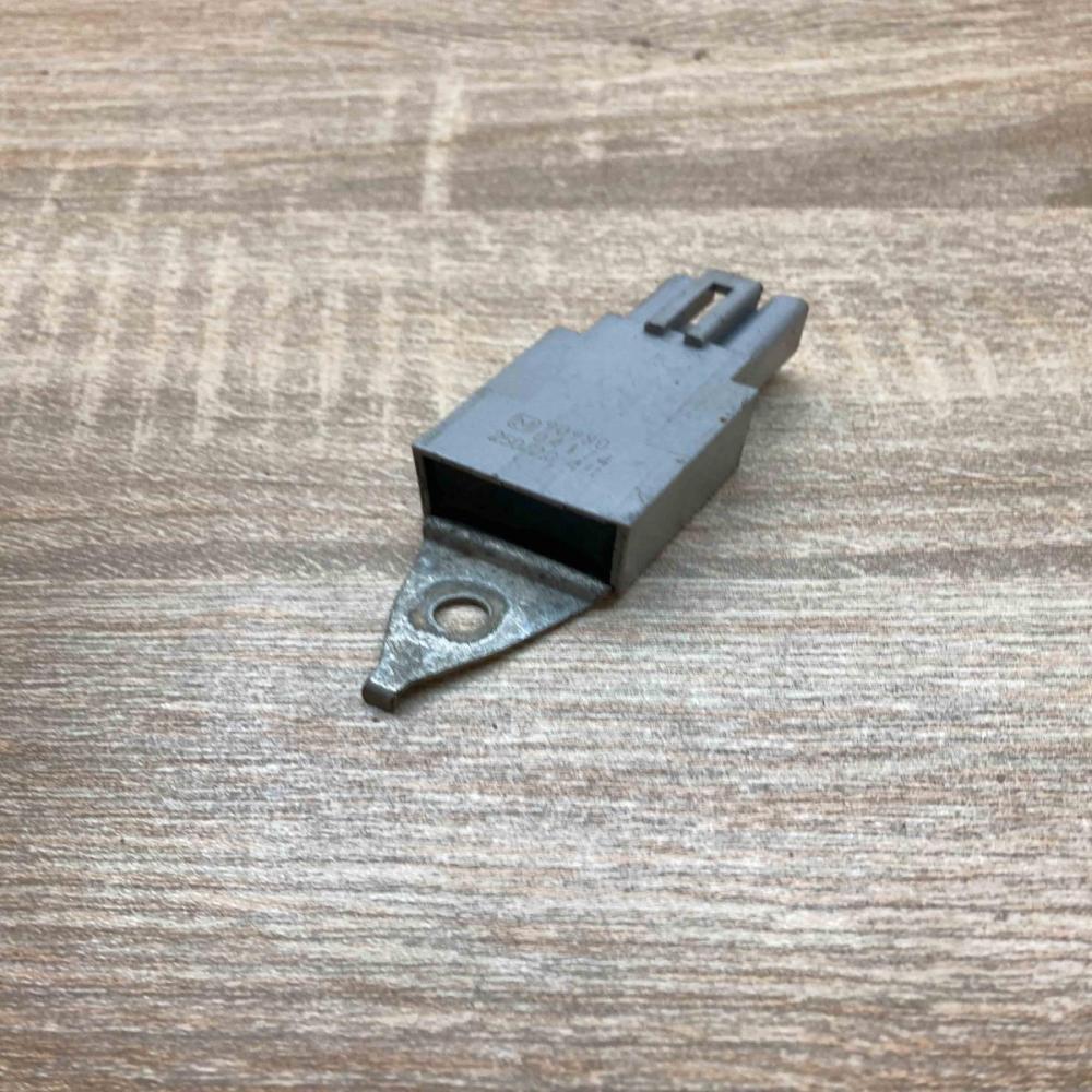 90980 04174   Aerial antenna filter Toyota Prius (XW20)