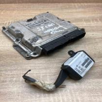 P04727770AD P04727338AE  Engine control unit/module ECU Chrysler Voyager