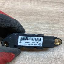 0018209126   Airbag deployment crash/impact sensor Mercedes-Benz CLS C219