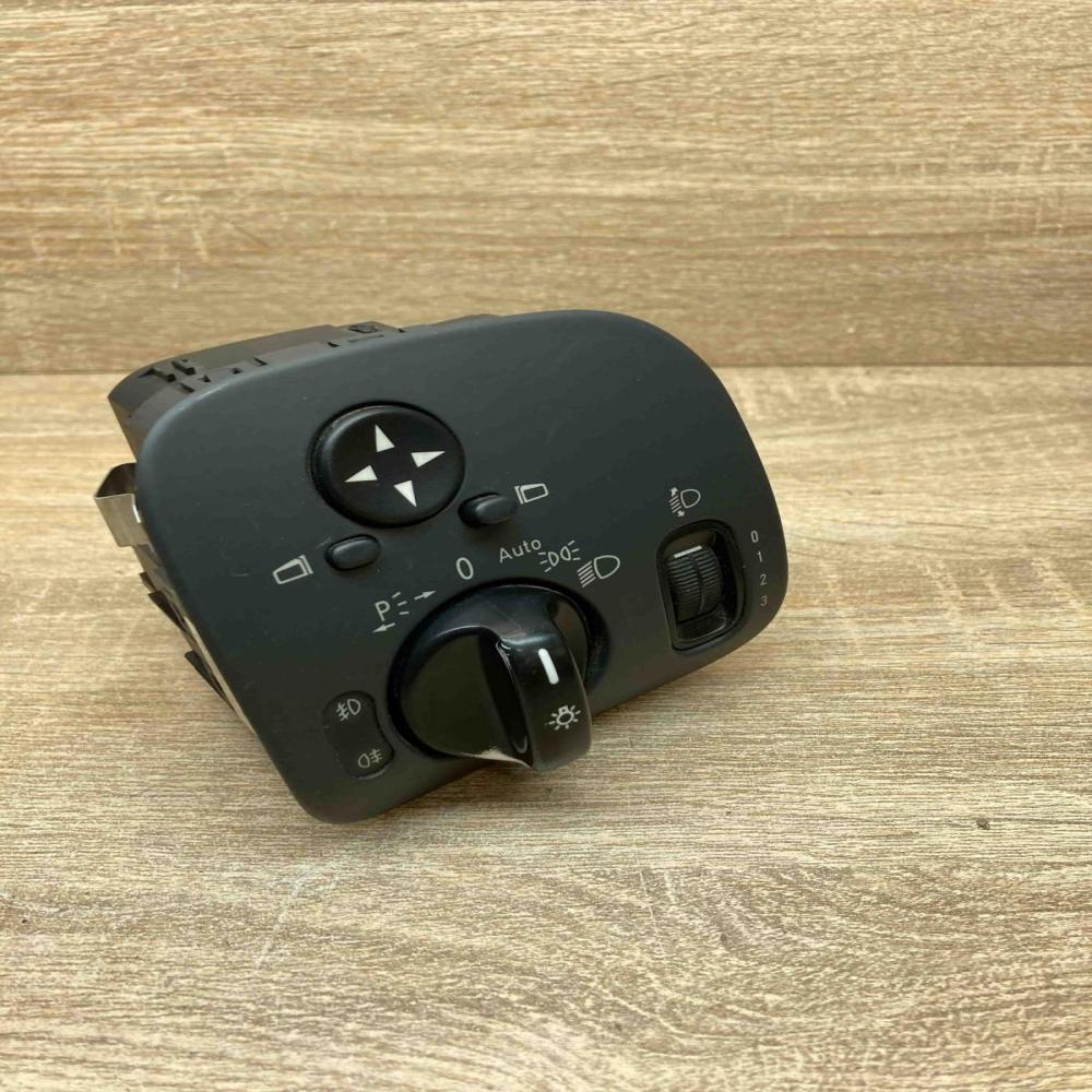 A2035450604 24406574725 With Plug Light switch Mercedes-Benz C W203