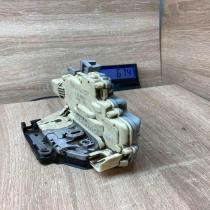 3C1837015A   Front door lock Volkswagen PASSAT B6