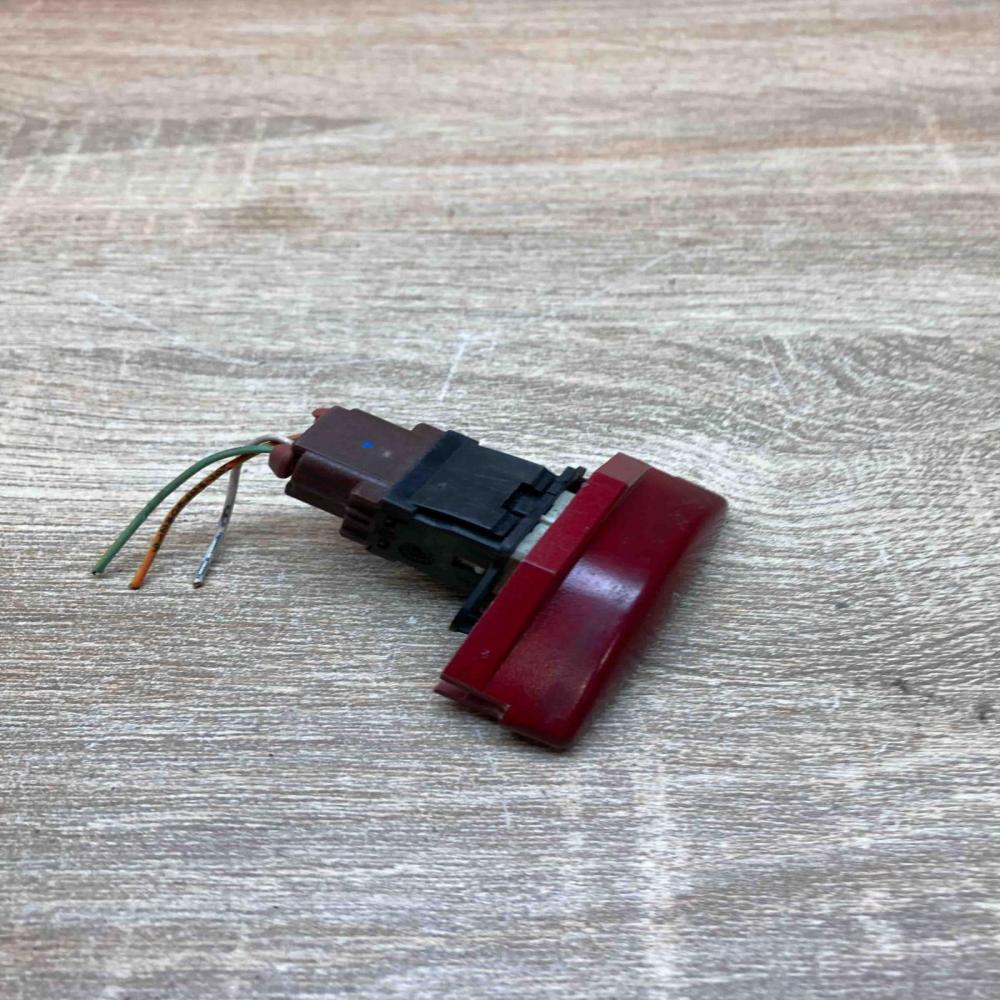 96326950KR  With Plug Hazard light switch Citroen C5