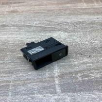 13228711   Electric window control switch Opel Zafira B