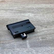 13228711   Electric window control switch Opel Zafira B
