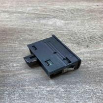 13228711   Electric window control switch Opel Zafira B