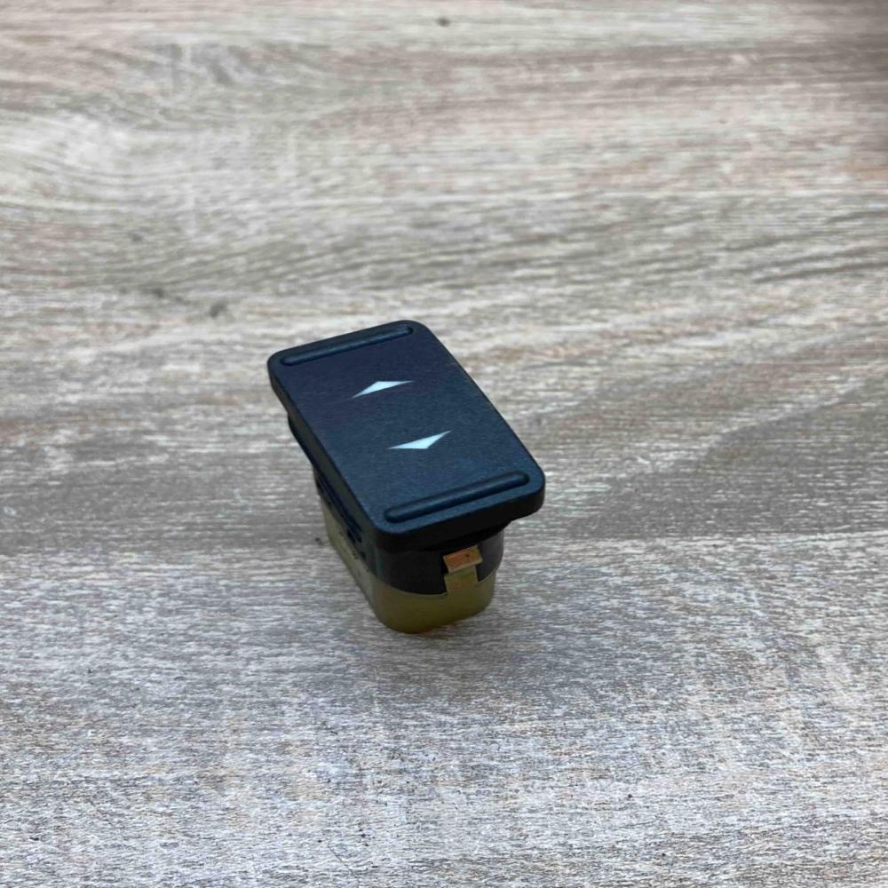 3M5T 14529 BB   Electric window control switch Ford Mondeo Mk III